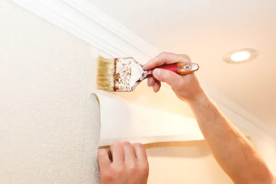 Pose de papier peint à Soudé — revêtements muraux et toiles de verre